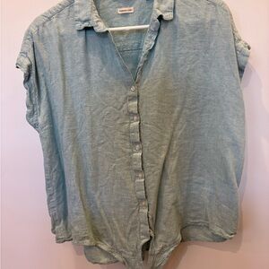 Women's Light Blue linen Button-Up Top